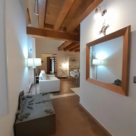 Ortigia Family House סירקוזה
