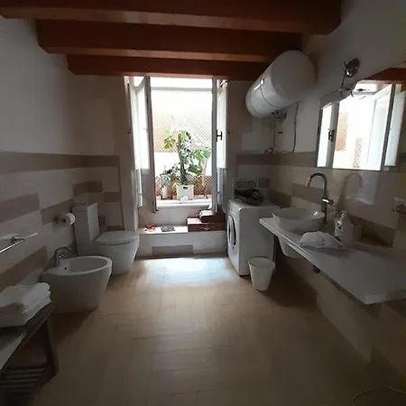 Ortigia Family House * סירקוזה