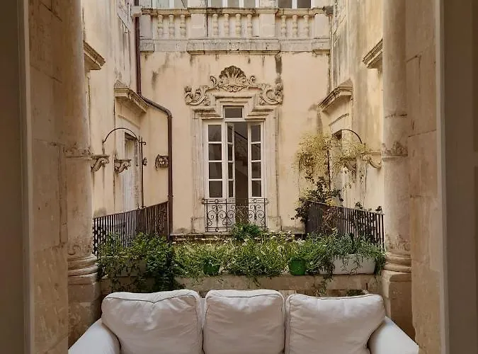 Lägenhet Ortigia Family House *