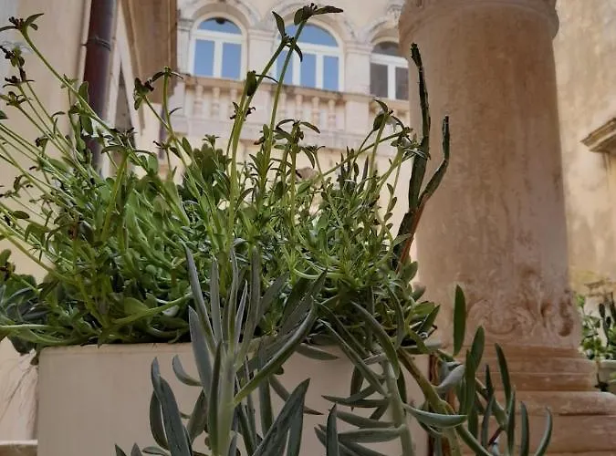 Lägenhet Ortigia Family House Syrakusa