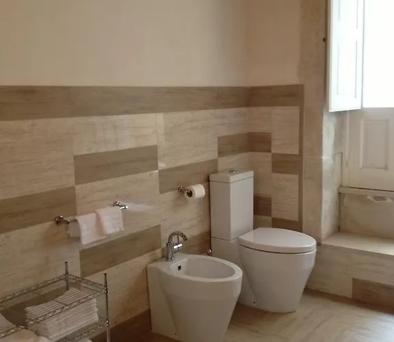 Ortigia Family House