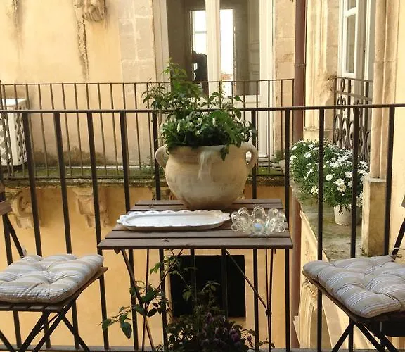 Ortigia Family House Lägenhet *